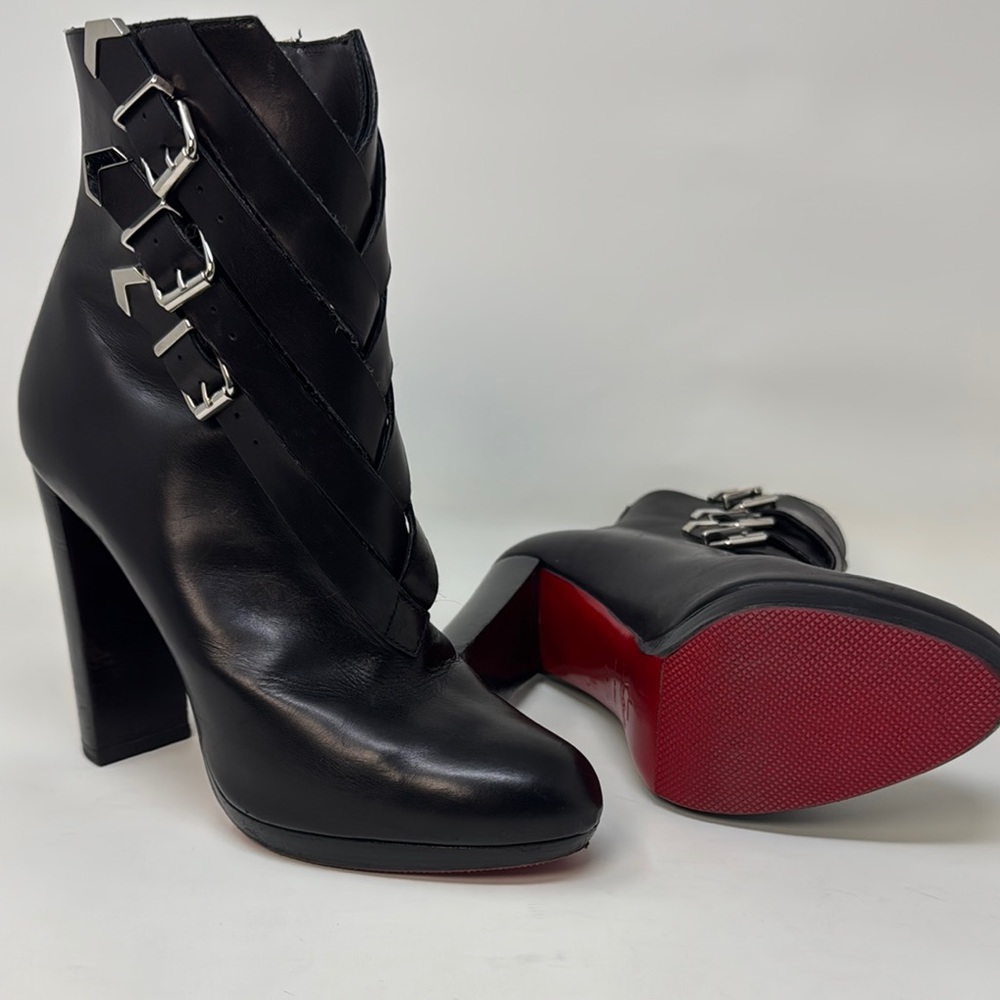 Christian Louboutin size 40 Black Leather, Silver Buckles Heeled Boots